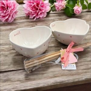 NWT Rae Dunn Heart Shaped Ramen Noodle Bowls Decorated With Pink Hearts